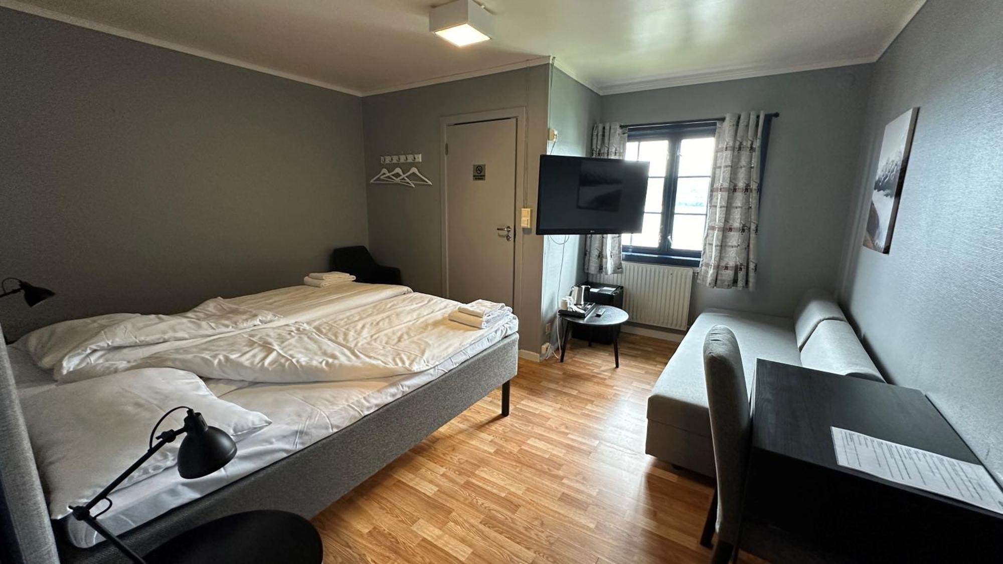 Hamremoen Kroderen Kro & Motel As מראה חיצוני תמונה